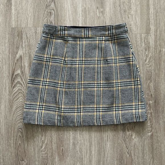 Abercrombie & Fitch Mini Skirt - Picture 5 of 5